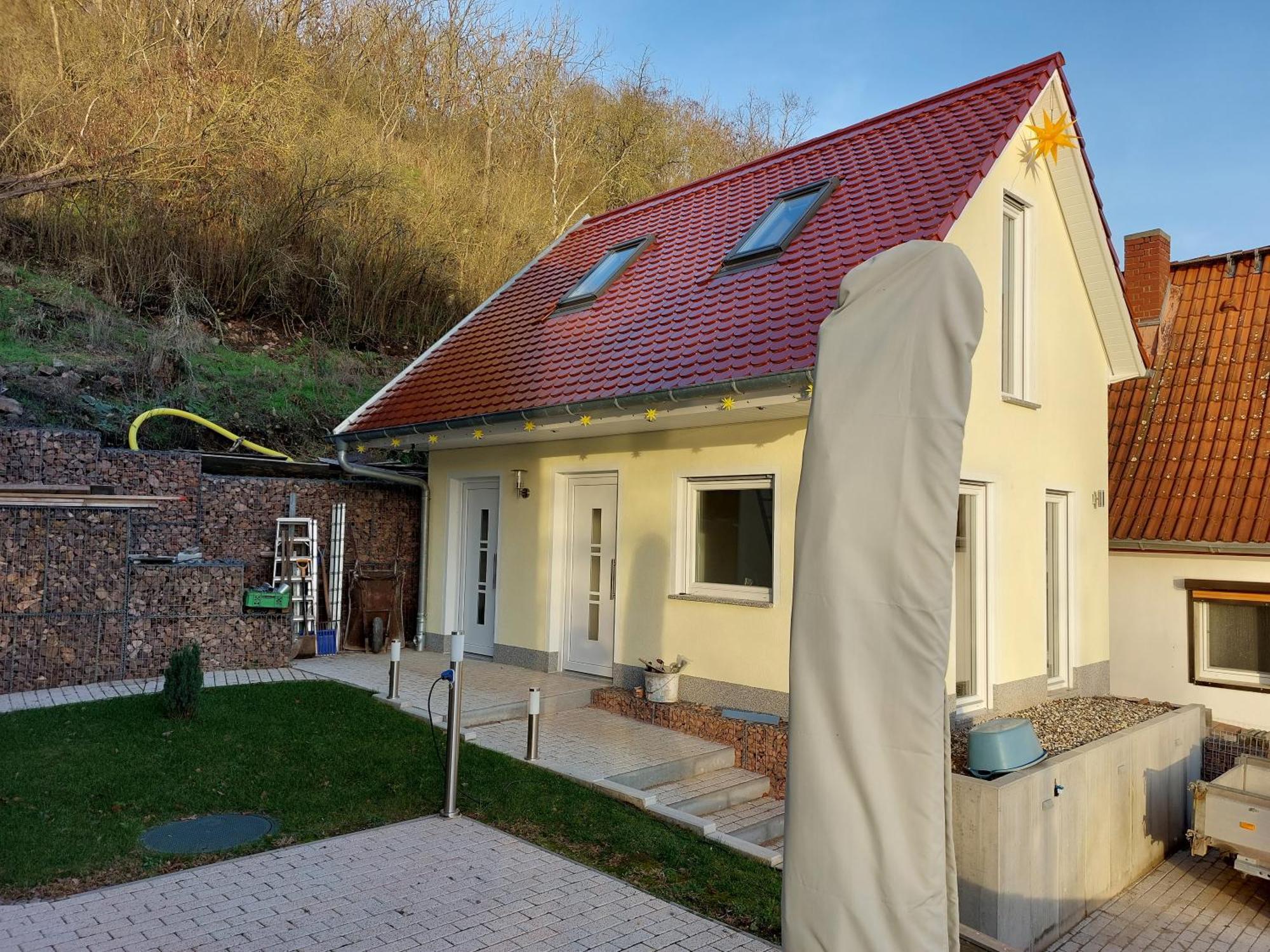 Ferienhaus Saaleblick Wettin Dış mekan fotoğraf